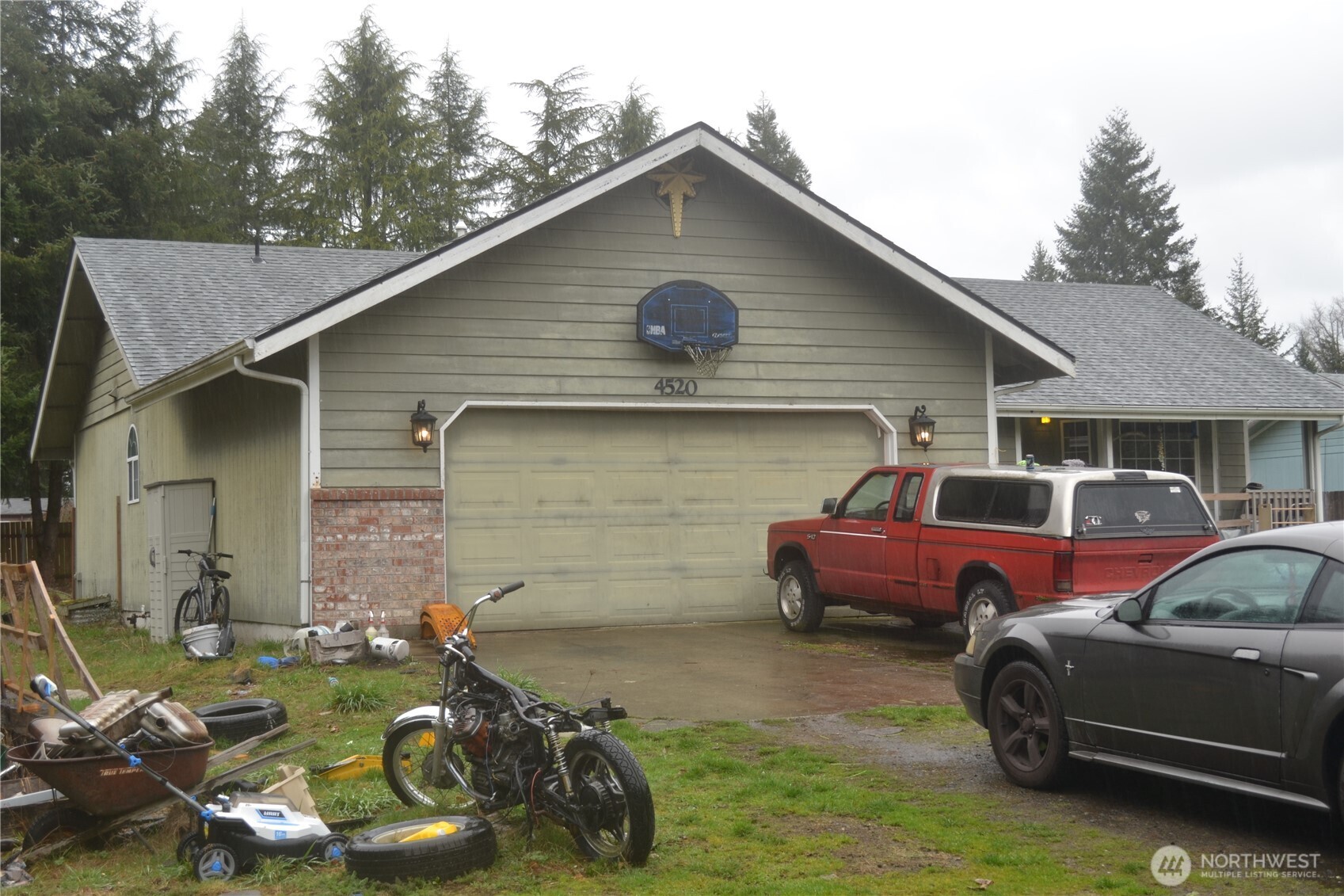 4520 Offut Lake Road SE