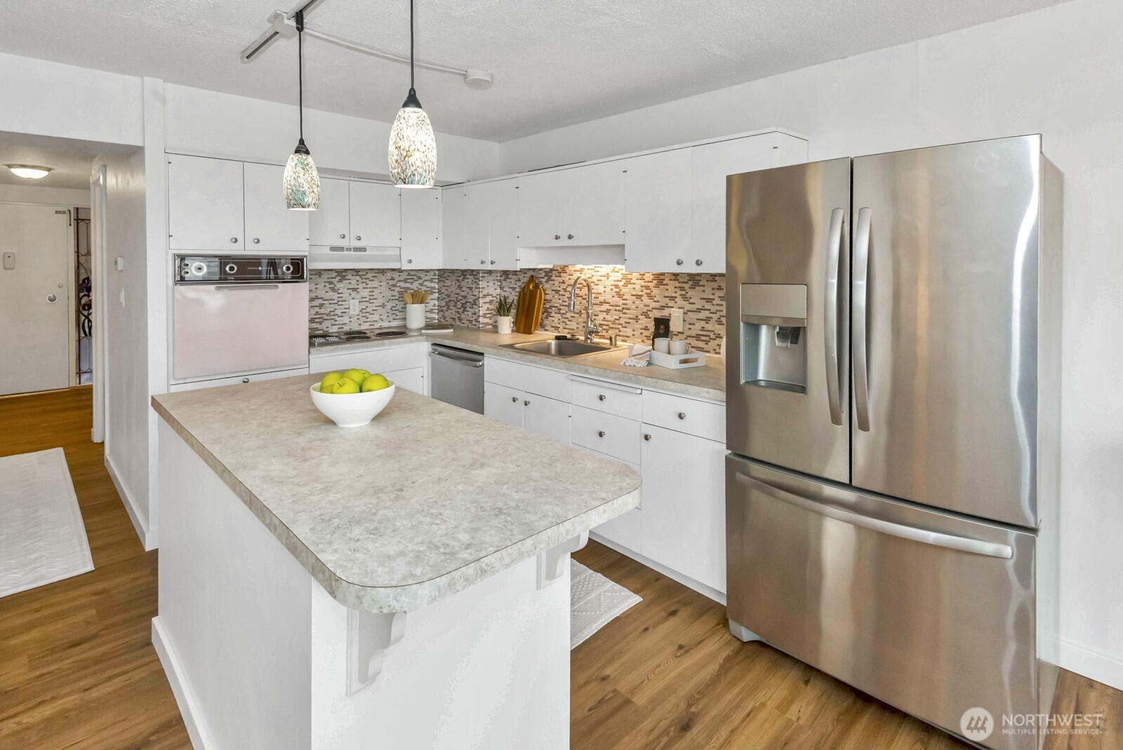 1740 Melrose Avenue 703