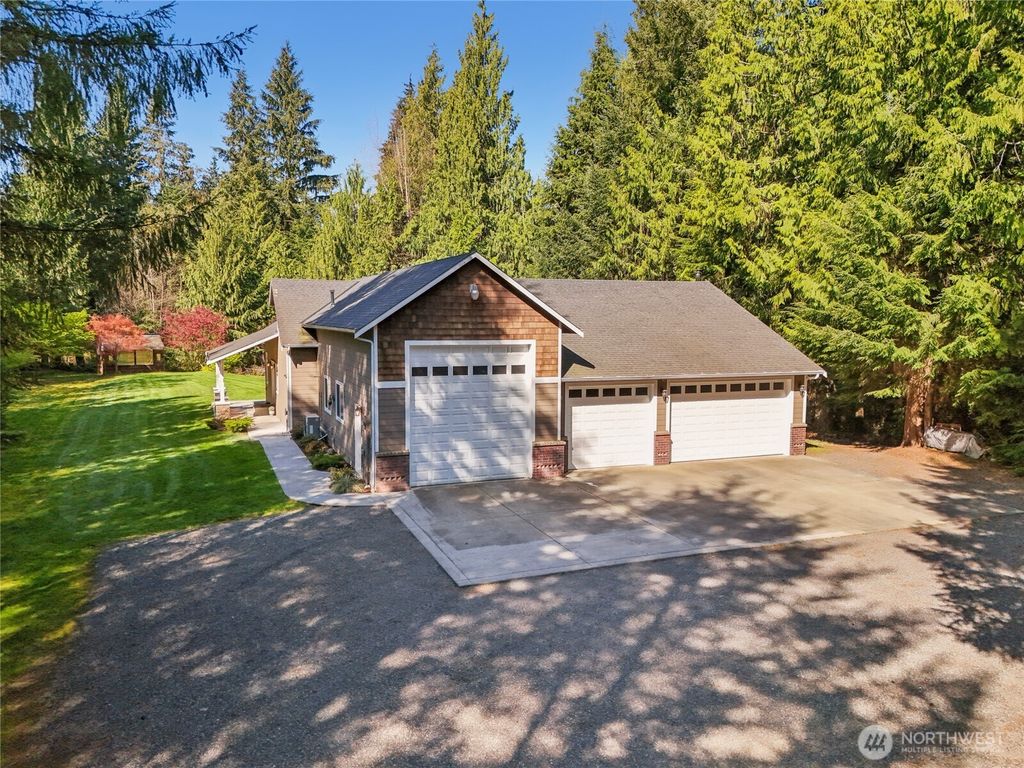 Photo of 9830 115th Avenue NE, Lake Stevens, WA 98258 (MLS # 2363153)