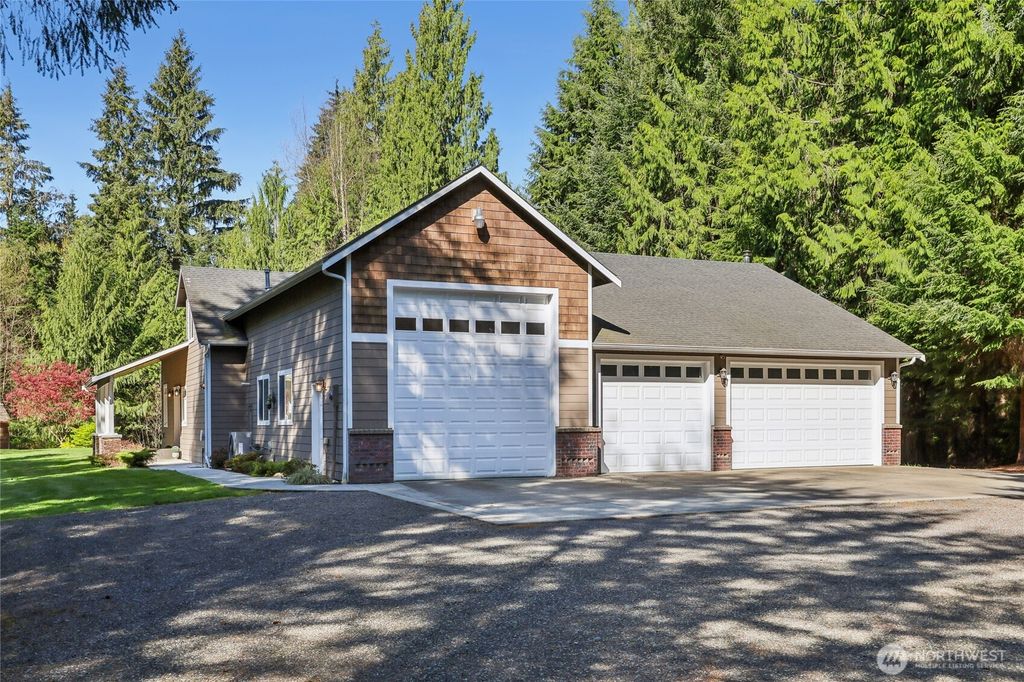Photo of 9830 115th Avenue NE, Lake Stevens, WA 98258 (MLS # 2363153)