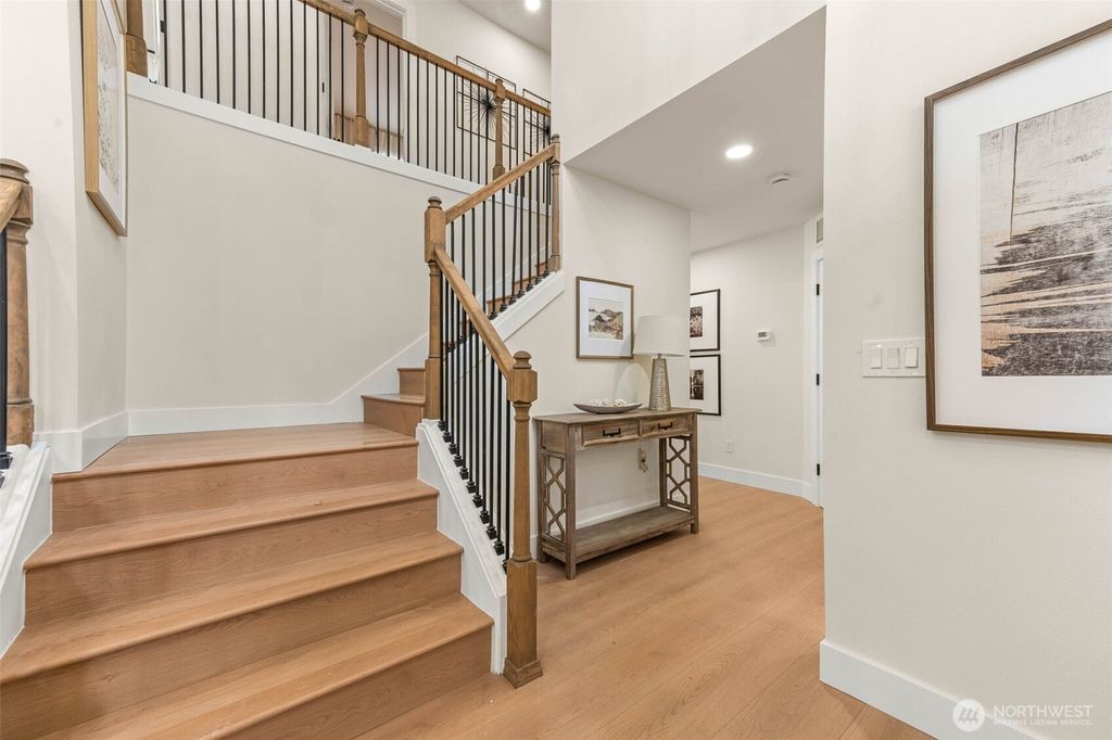 Photo of 11418 32nd Drive SE, Everett, WA 98208 (MLS # 2527651)