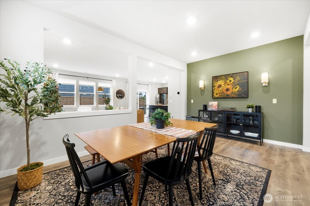 1131 SW Sedge Street