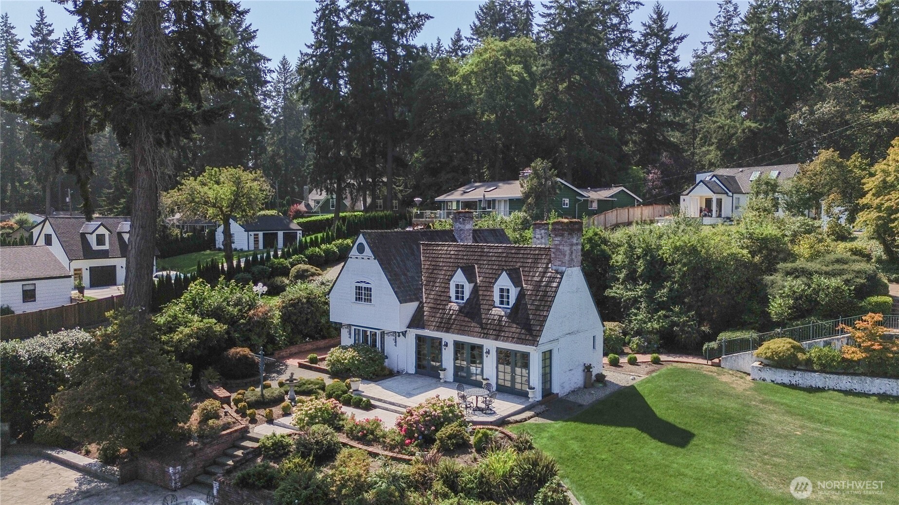 10007 Lake Steilacoom Drive SW