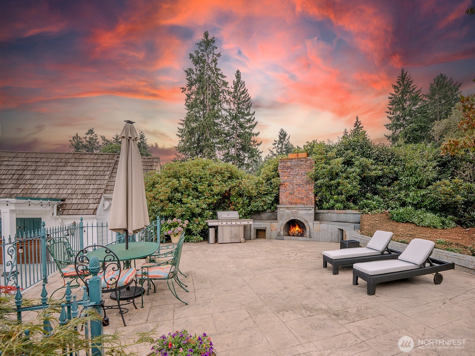 10007 Lake Steilacoom Drive SW