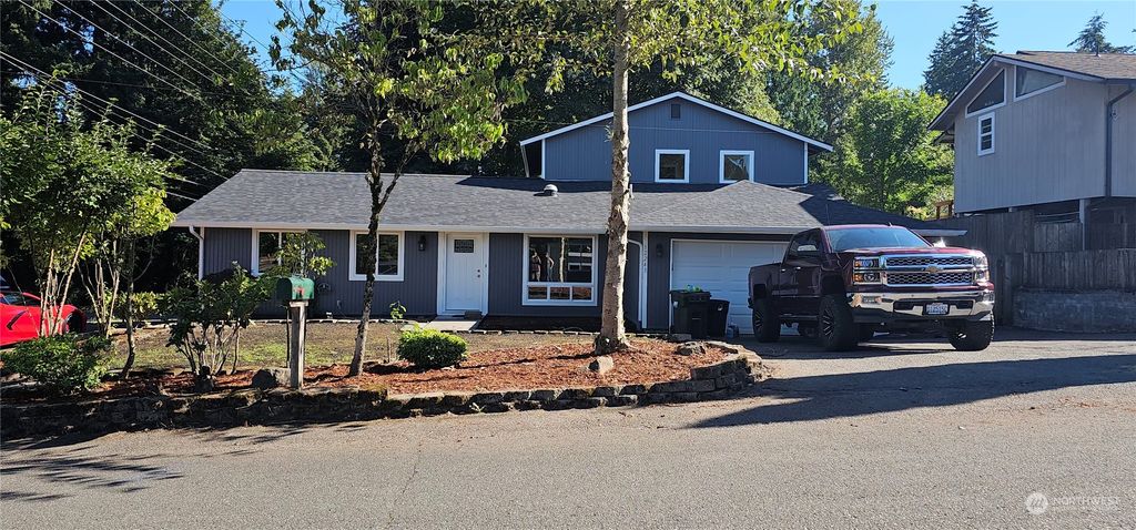 Photo of 12243 SE 199th Street, Kent, WA 98031 (MLS # 2275843)