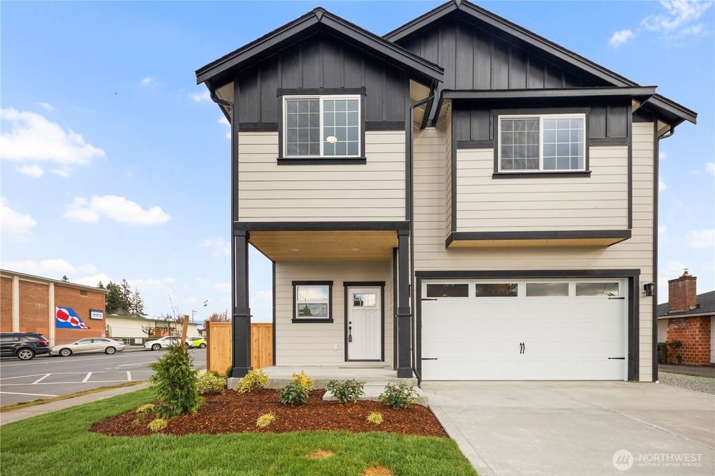 Photo of 942 Union Avenue, Marysville, WA 98270 (MLS # 2333363)