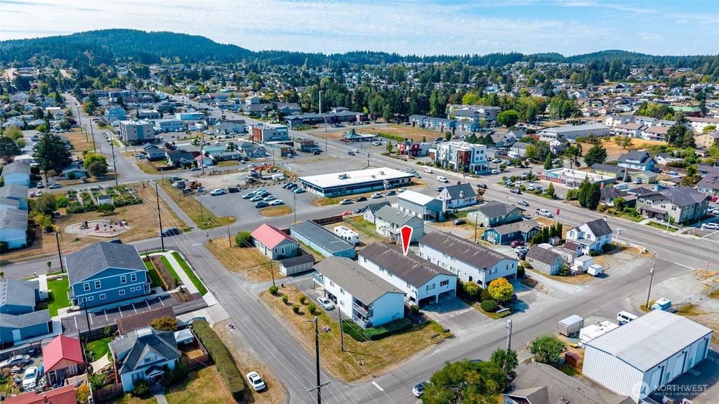 Photo of 903 27th Street #2, Anacortes, WA 98221 (MLS # 2572027)
