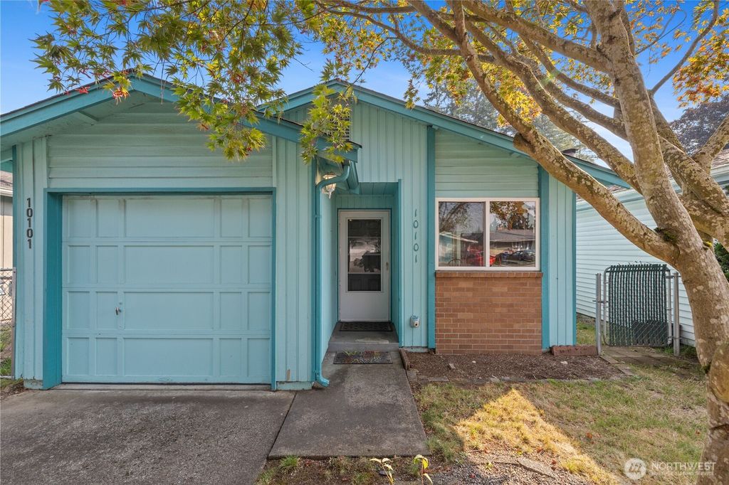 Photo of 10101 52nd Drive NE, Marysville, WA 98270 (MLS # 2435845)