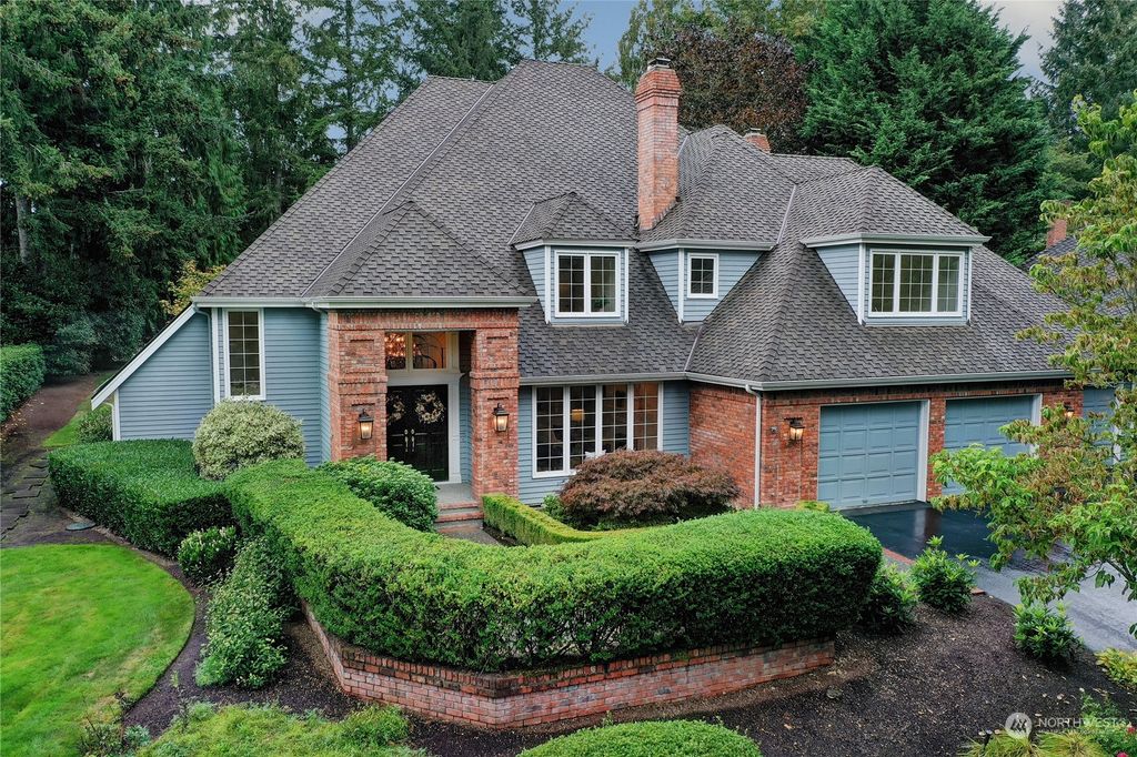 Photo of 12509 197th Court NE, Woodinville, WA 98077 (MLS # 2302175)
