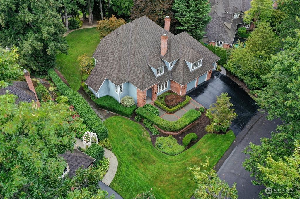 Photo of 12509 197th Court NE, Woodinville, WA 98077 (MLS # 2302175)