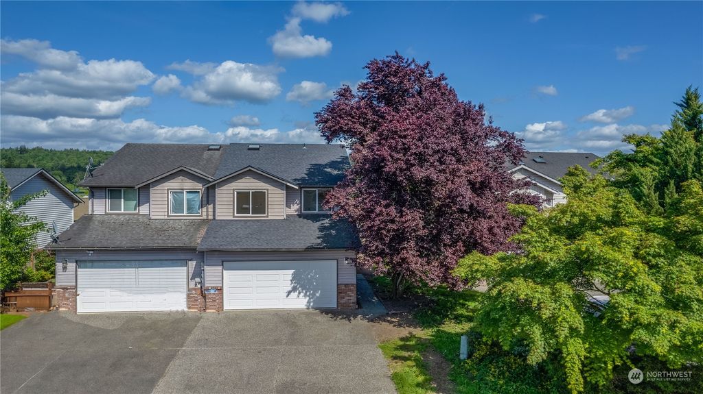 Photo of 12913 58th Avenue NE, Marysville, WA 98271 (MLS # 2243589)