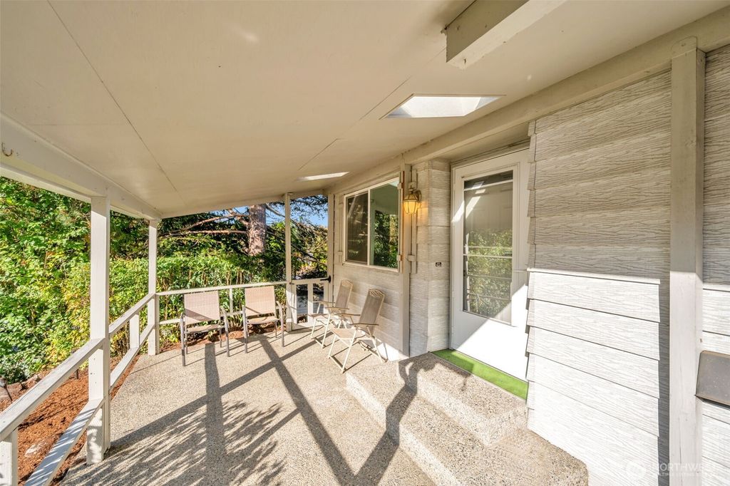 Photo of 23916 7th Place W, Bothell, WA 98021 (MLS # 2448003)