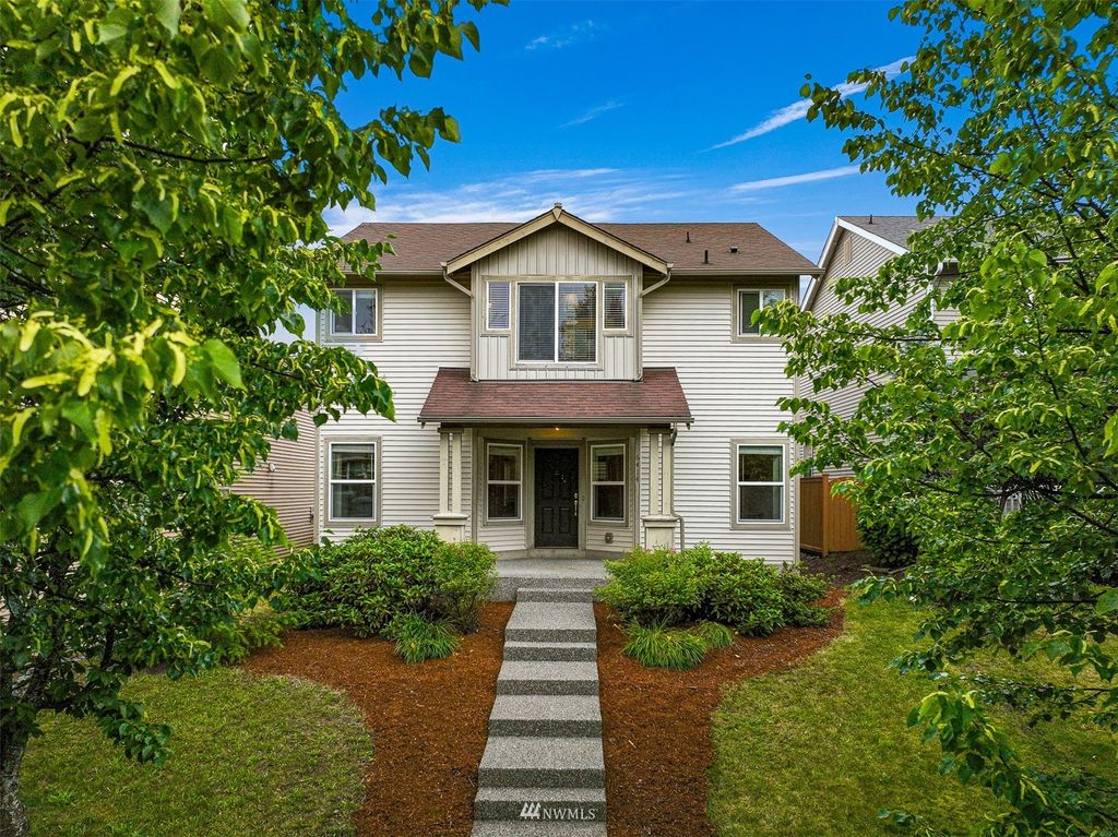 Photo of 6414 Silent Creek Avenue SE, Snoqualmie, WA 98065 (MLS # 1964153)