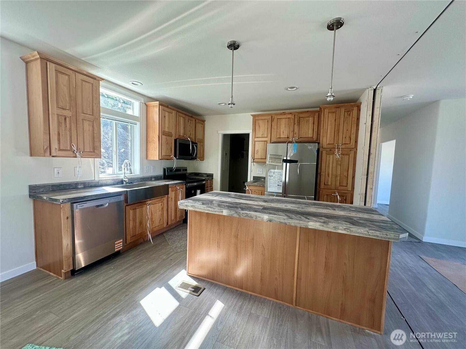 1413 Orangewood Street 21