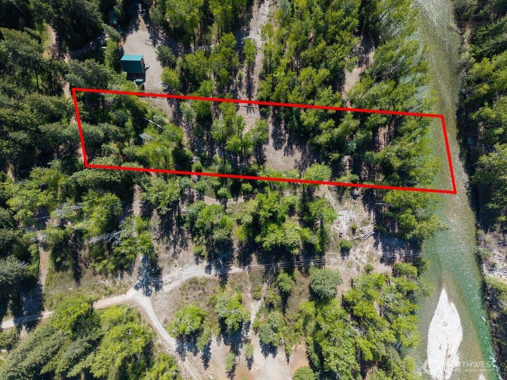 Photo of 98 Cassel Way, Mazama, WA 98833 (MLS # 2516480)