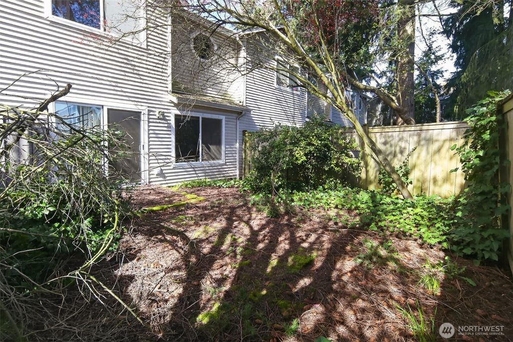 Photo of 15511 35th Avenue W #F, Lynnwood, WA 98087 (MLS # 2506389)