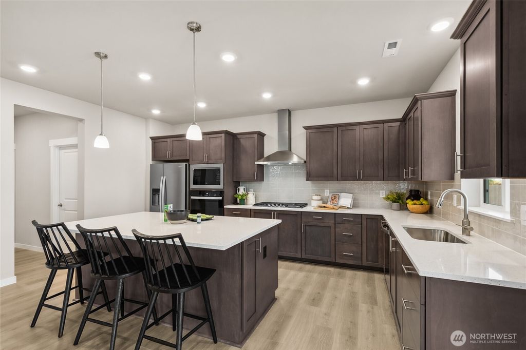 Photo of 13218 164th Avenue SE #206, Renton, WA 98059 (MLS # 2431999)