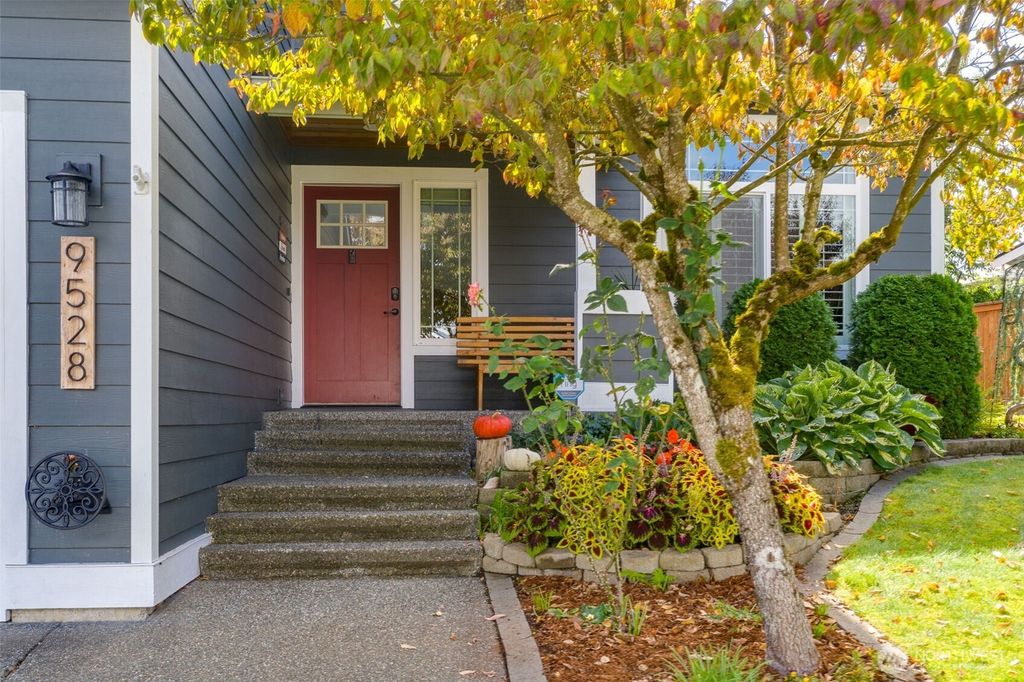 Photo of 9528 3rd Street SE, Lake Stevens, WA 98258 (MLS # 2434291)