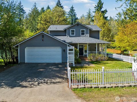 Photo of 1535 Carr Boulevard, Bremerton, WA 98312 (MLS # 2487368)