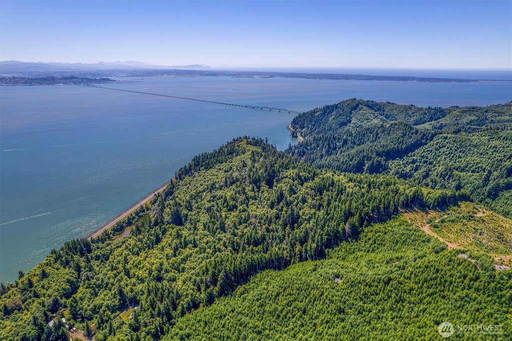 Photo of 1 State Route 4, Chinook, WA 98614 (MLS # 2564618)