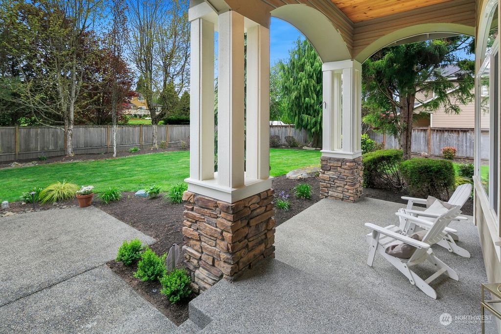 Photo of 11407 42nd Street SE, Snohomish, WA 98290 (MLS # 2237638)