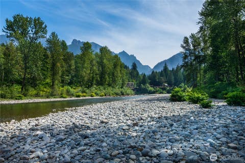 Photo of 51603 217th Place SE, Gold Bar, WA 98251 (MLS # 2572148)