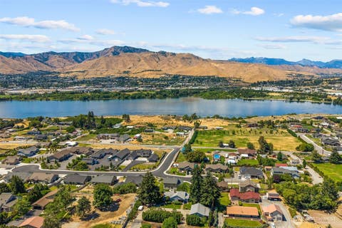 Photo of 3113 NW Delcon Court, East Wenatchee, WA 98802 (MLS # 2533708)