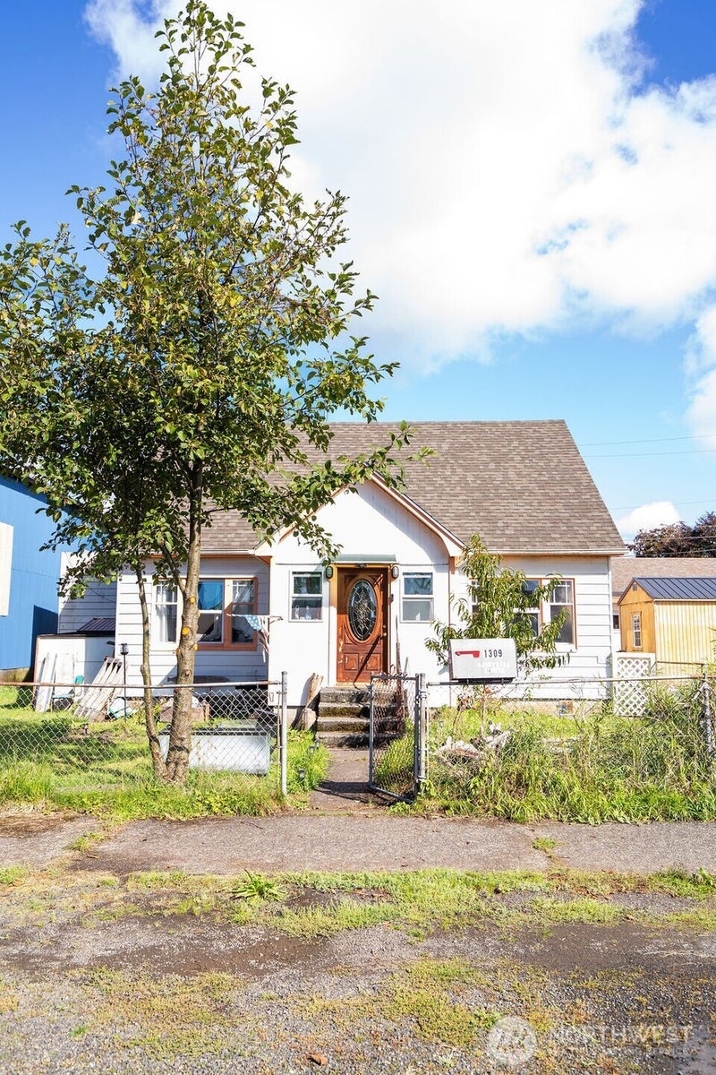 1309 Riverside Ave.