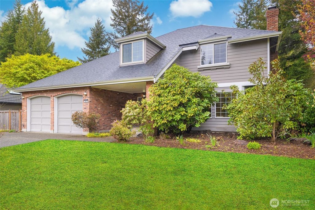 Photo of 3877 113th Avenue NE, Bellevue, WA 98004 (MLS # 2507443)