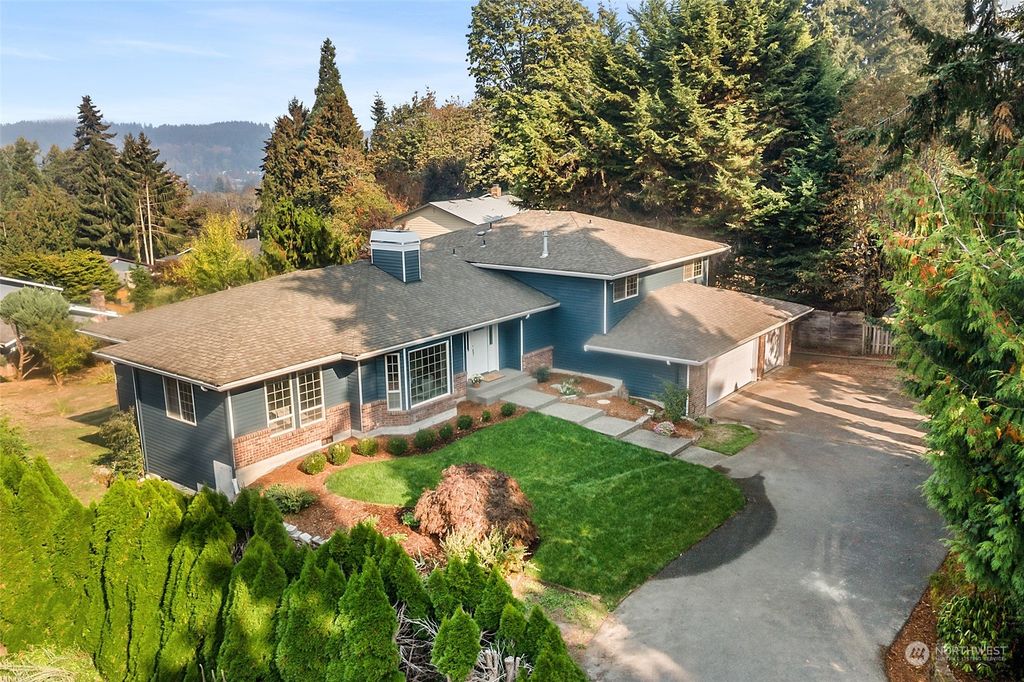 Photo of 6408 NE 196th Street, Kenmore, WA 98028 (MLS # 2008562)