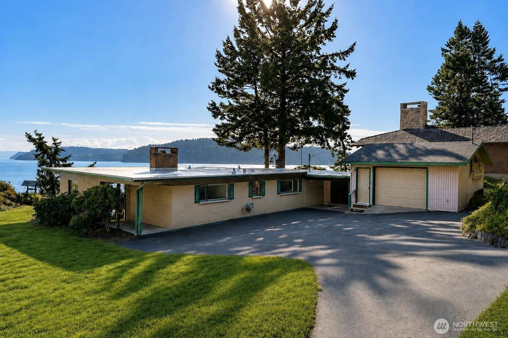 Photo of 6860 Salmon Beach Road, Anacortes, WA 98221 (MLS # 2567561)