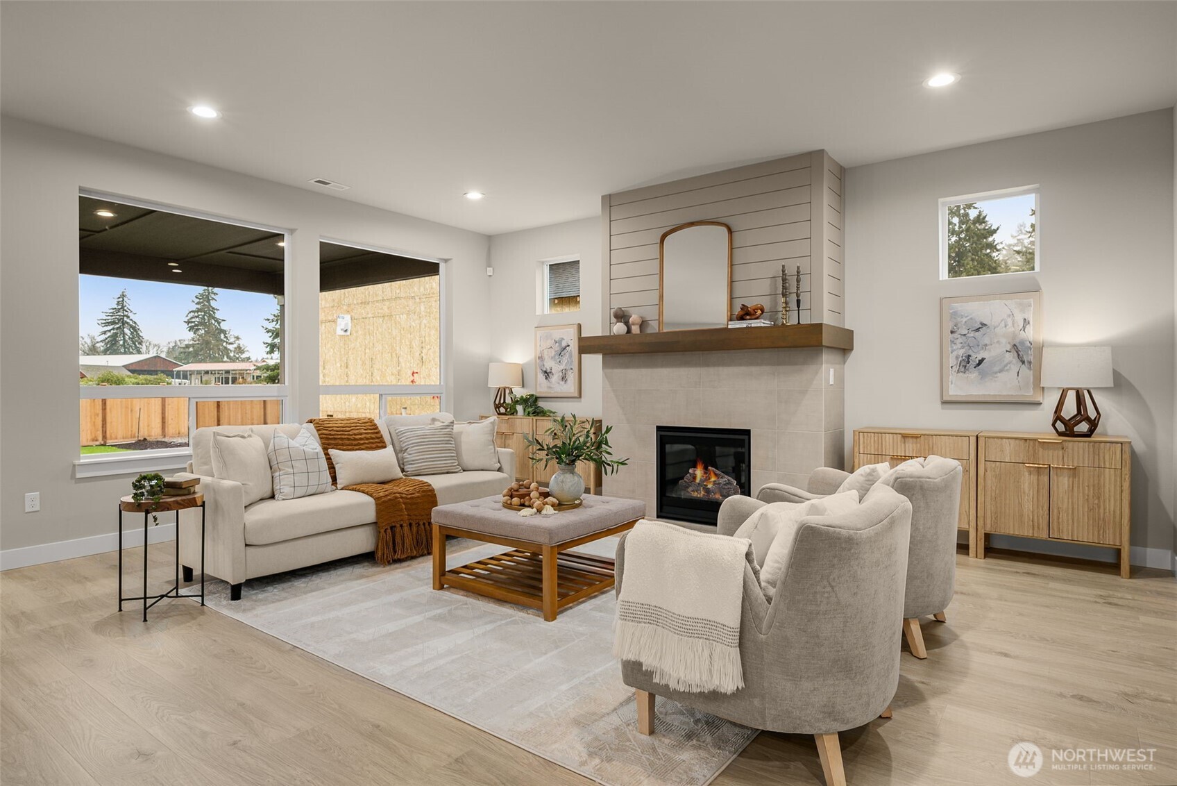 16416 30th Avenue E 1