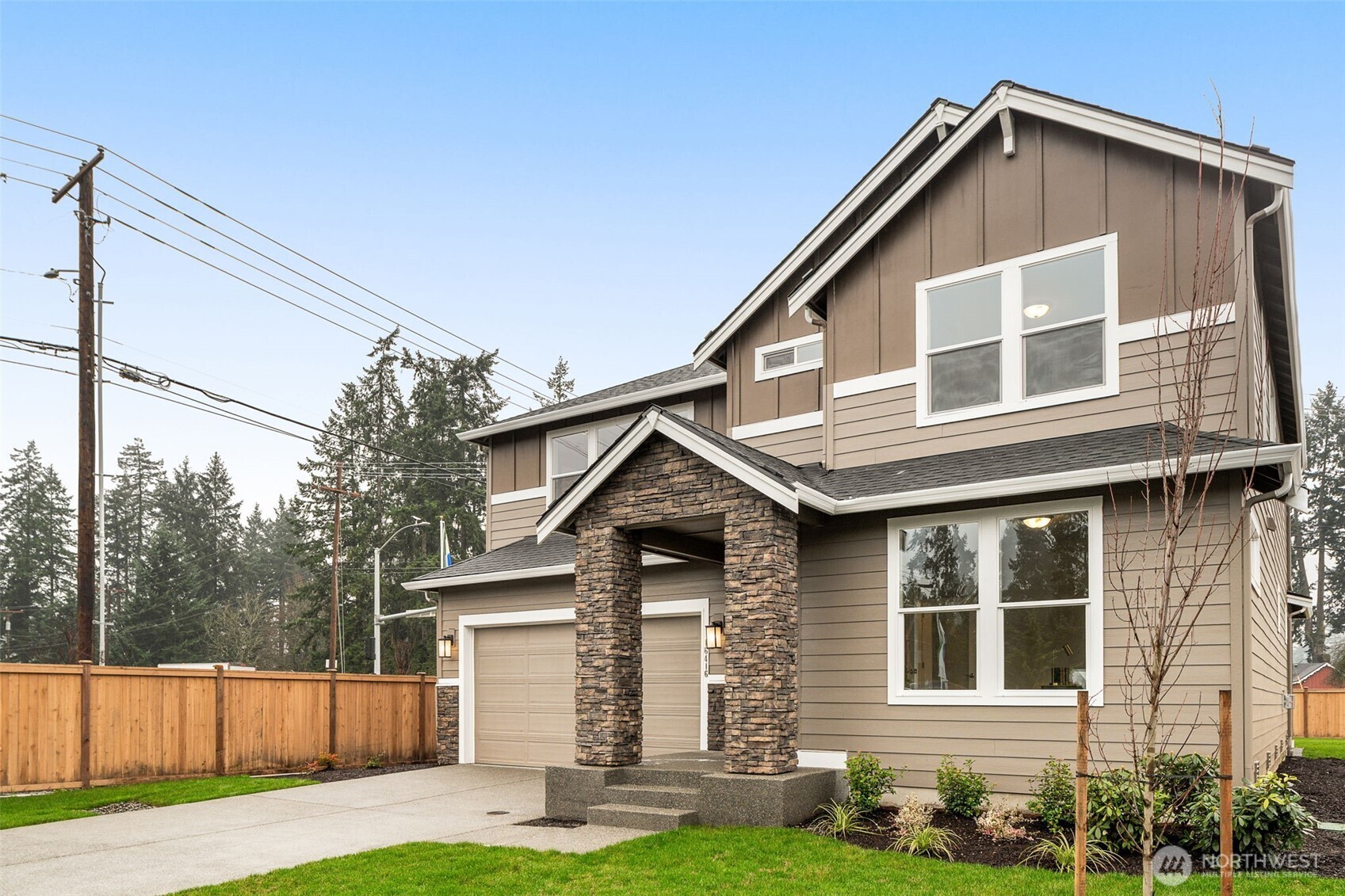 16416 30th Avenue E 1