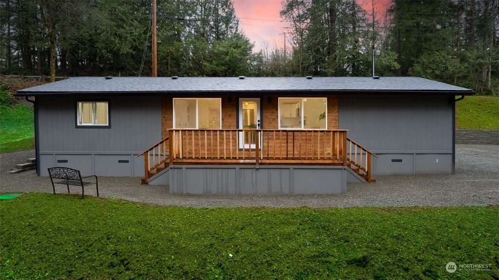 Photo of 22002 196th Avenue SE, Renton, WA 98058 (MLS # 2204967)