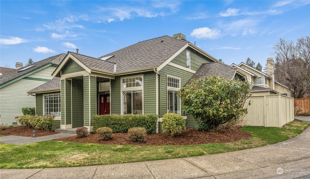 Photo of 25744 SE 37th Street, Sammamish, WA 98029 (MLS # 2025570)