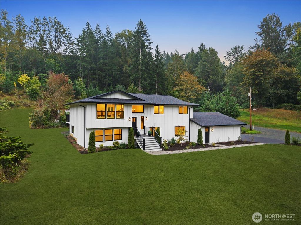 Photo of 2620 157th Avenue SE, Snohomish, WA 98290 (MLS # 2434573)
