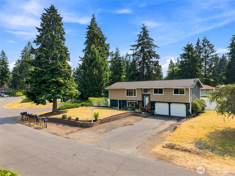 5123 Berger Drive SE