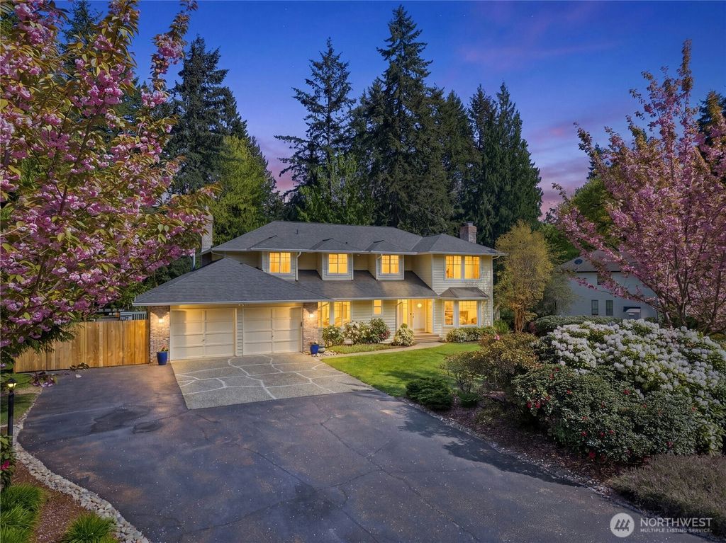 Photo of 19924 163rd Avenue NE, Woodinville, WA 98072 (MLS # 2513004)