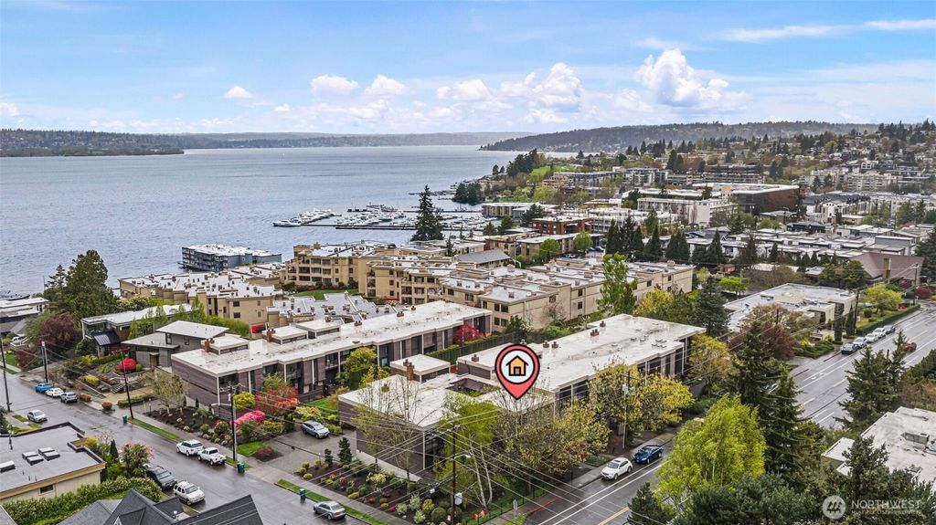 Photo of 611 S State Street #9, Kirkland, WA 98033 (MLS # 2506379)