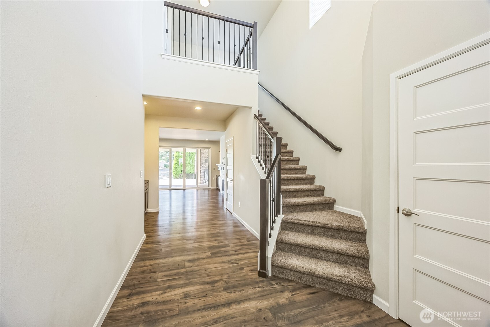 4749 NE Waxwing Court