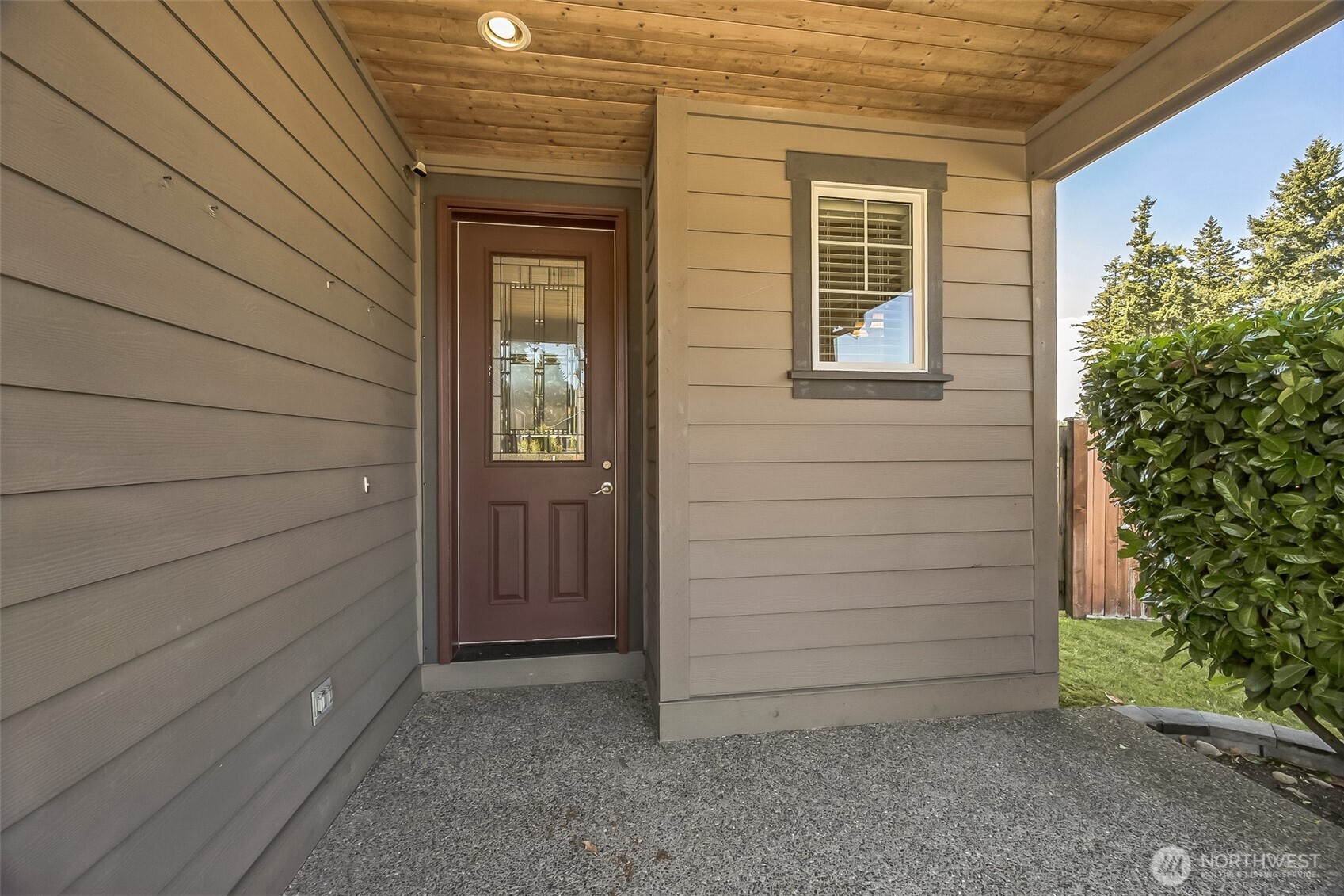 4749 NE Waxwing Court