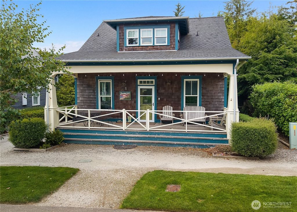 Photo of 251 Meriweather Street, Pacific Beach, WA 98571 (MLS # 2502875)