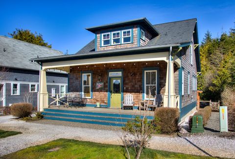 251 Meriweather Street Pacific Beach WA 98571