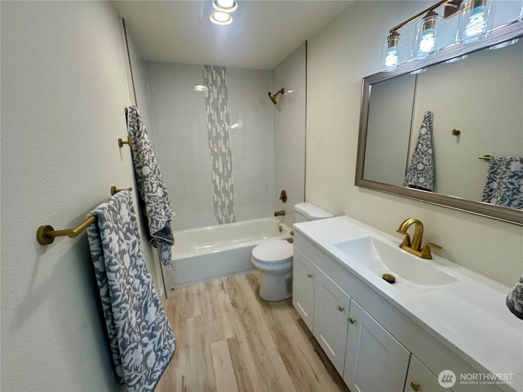 Photo of 220 SW Clark Street #B-201, Issaquah, WA 98027 (MLS # 2474969)