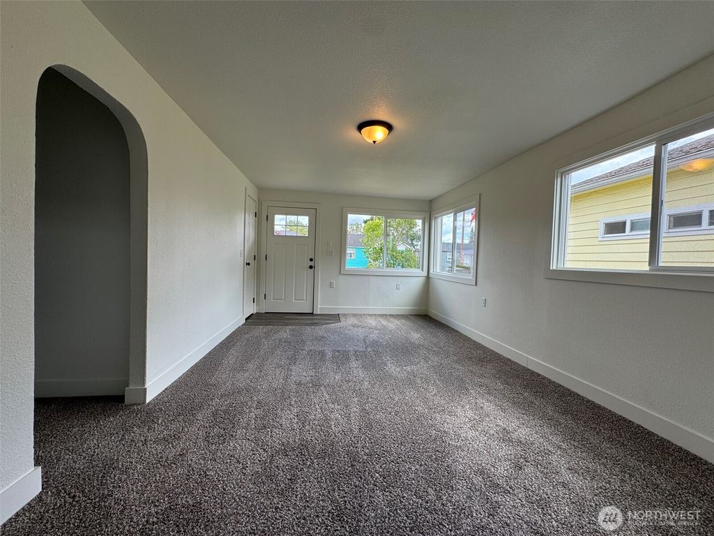 Photo of 289 28th Avenue, Longview, WA 98632 (MLS # 2533302)