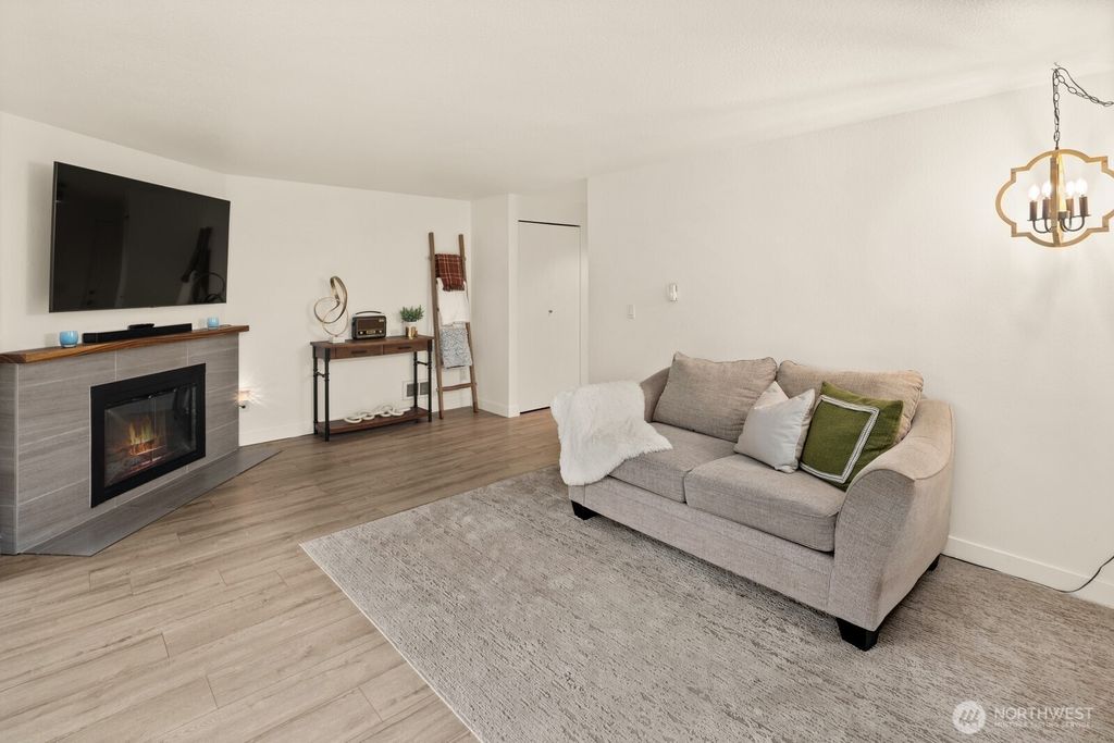 Photo of 12504 NE 142nd Lane #C101, Kirkland, WA 98034 (MLS # 2426625)