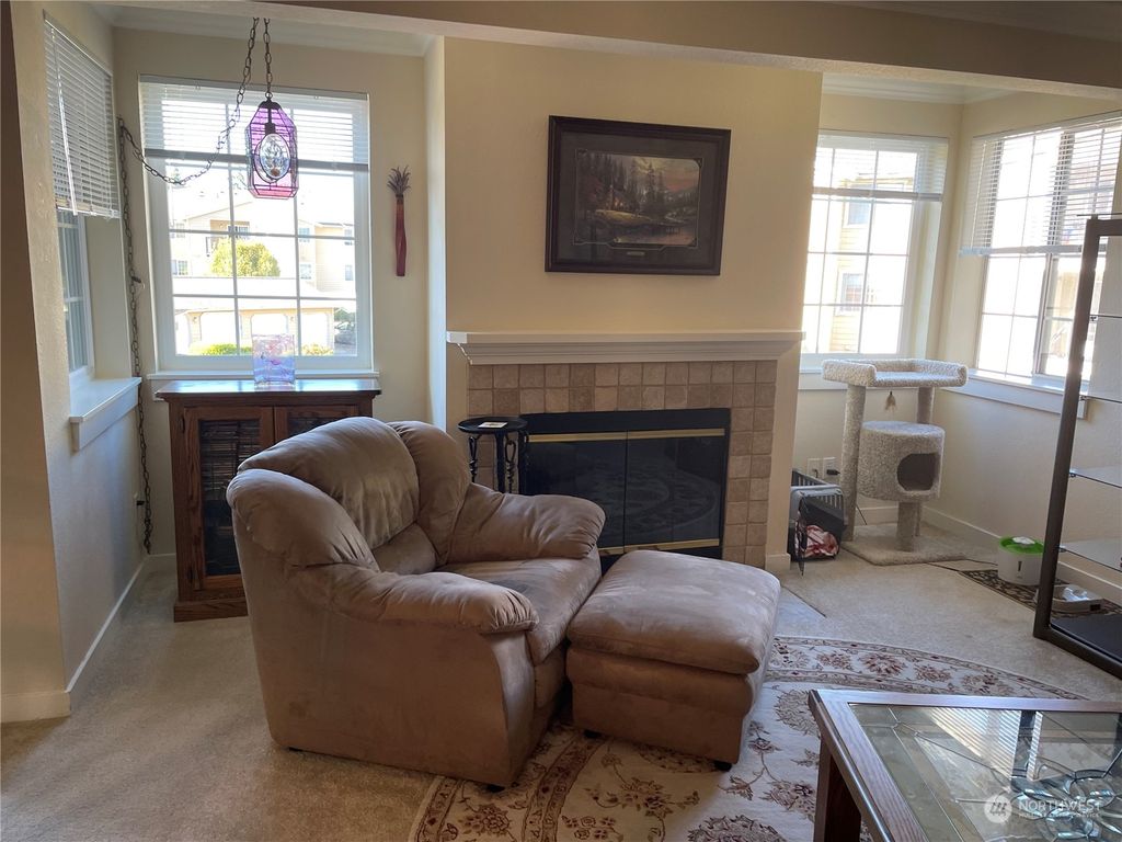 Photo of 28712 18th Avenue S #X 202, Federal Way, WA 98003 (MLS # 2147228)