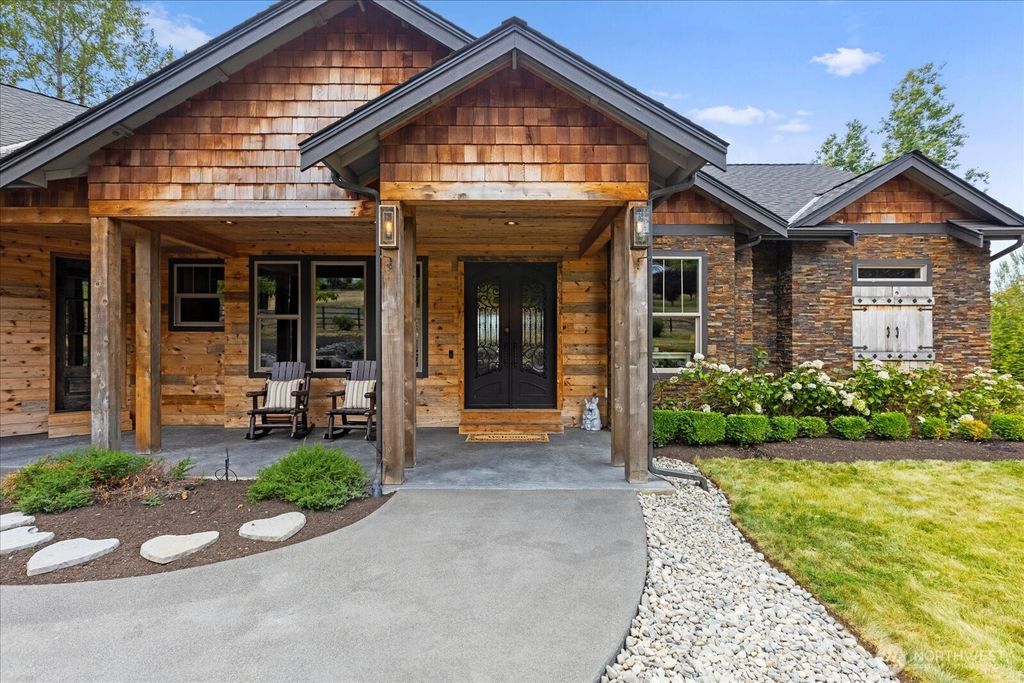 Photo of 11128 167th Avenue SE, Snohomish, WA 98290 (MLS # 2416520)