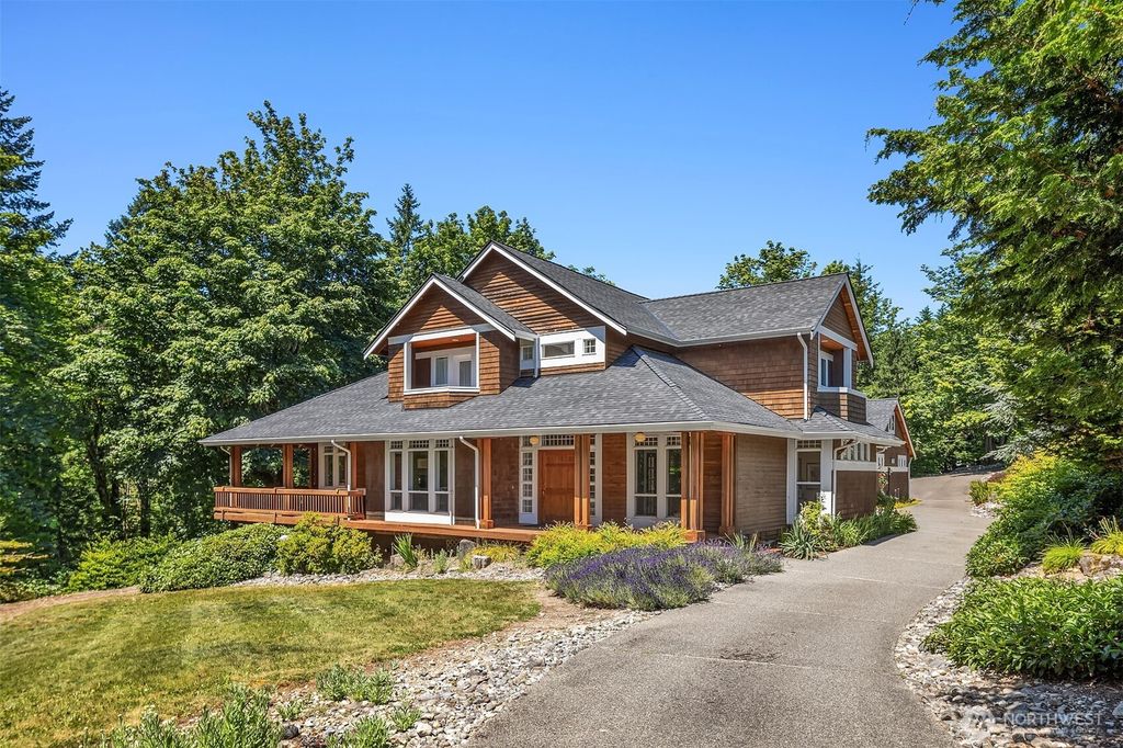 Photo of 17811 244th Avenue SE, Maple Valley, WA 98038 (MLS # 2401776)