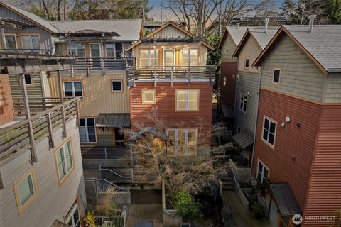 3824 Evanston Avenue N 6 Seattle WA 98103